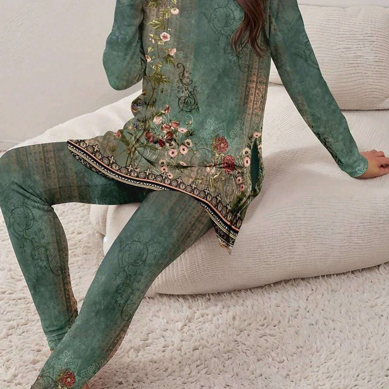 Women's Printed Long Sleeve Top & Pants Set - Casual Clothing