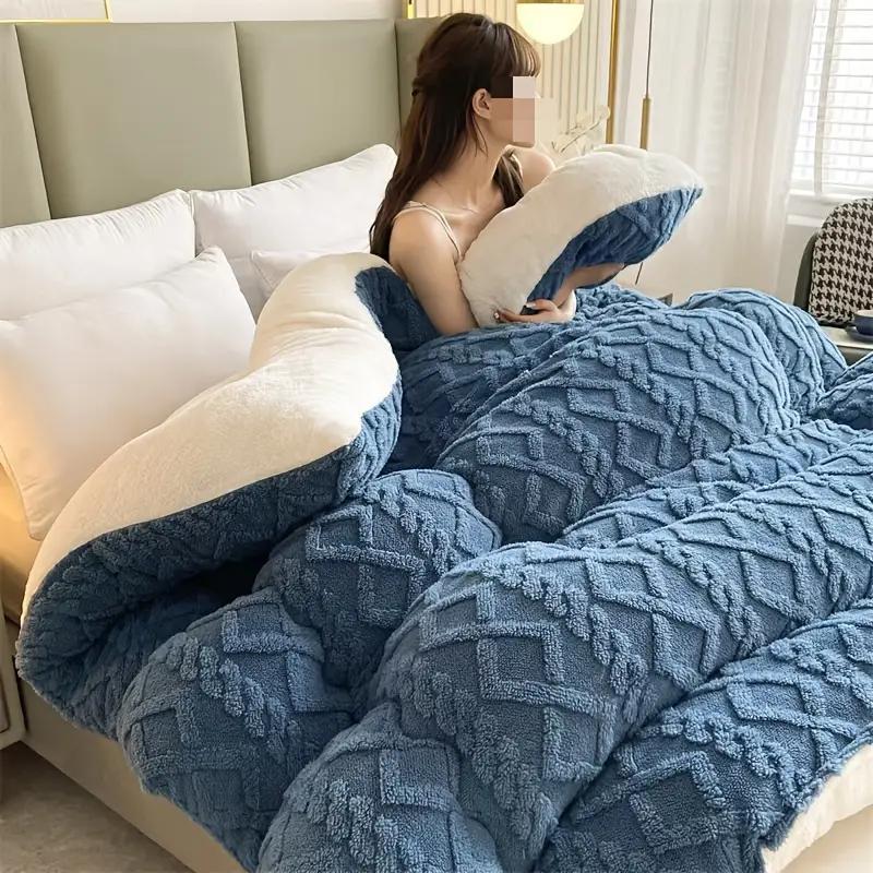 1pc Double-Sided Plush Fleece & Sheepskin Comforter - Warm, Soft, Skin-Friendly Winter Bedding with Geometric Pattern, Dry Clean Only, Deep Blue, Ideal for Cold Weather Coziness