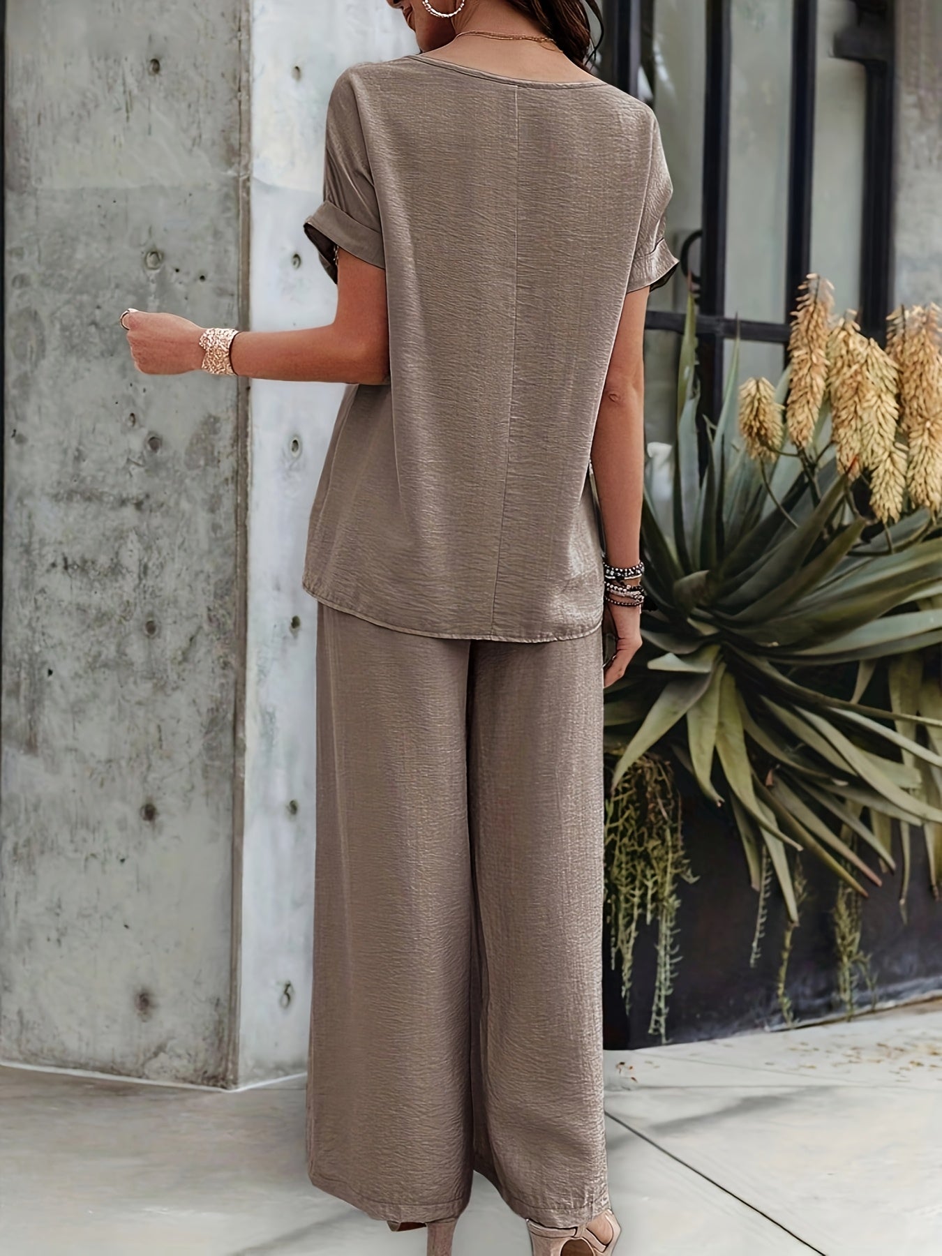 Women'S Casual Fashion Solid Color Cut-Out Short-Sleeved Pants