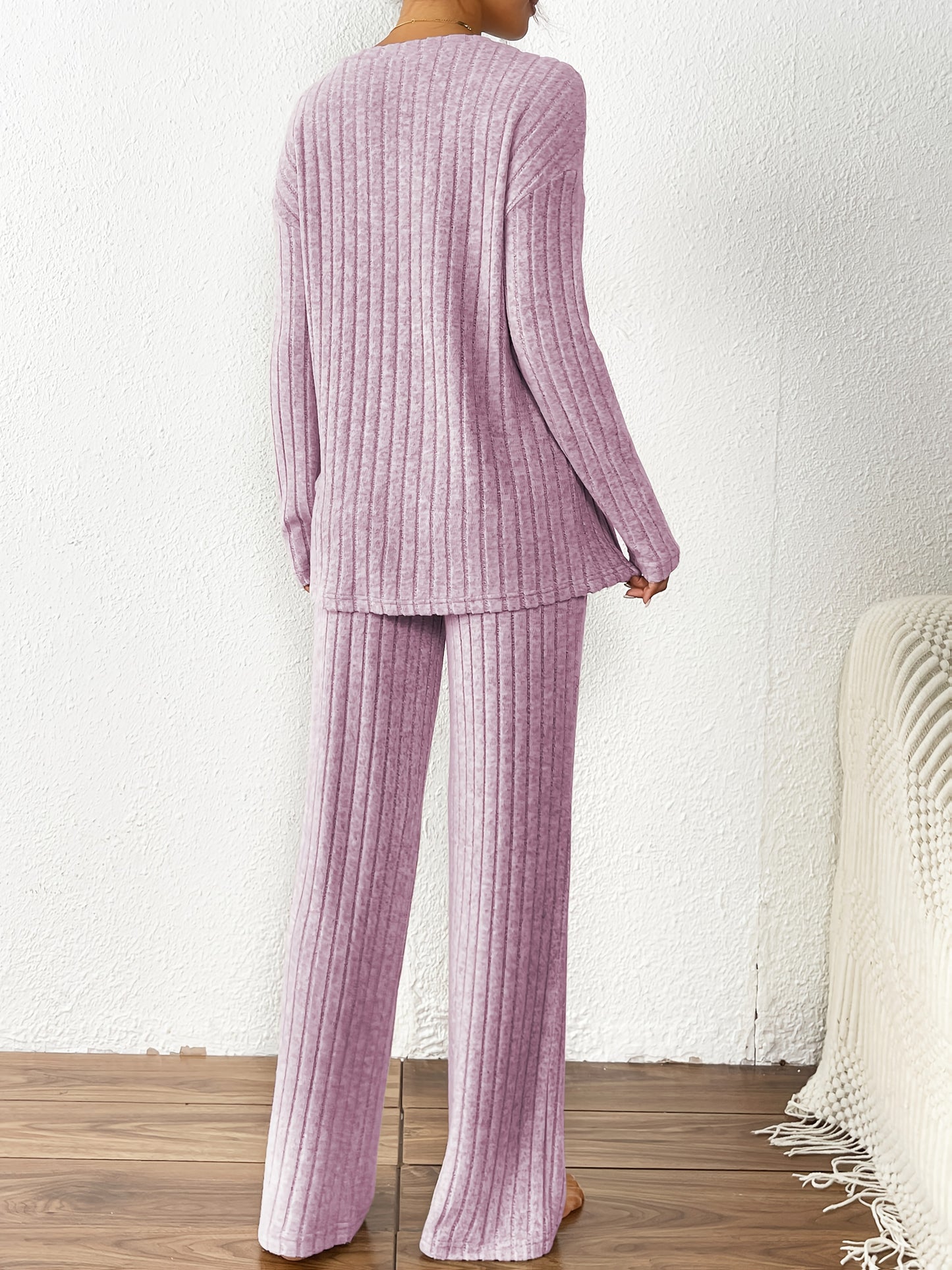[Loose Fleece Set] Two-Piece Autumn And Winter Loose Ribbed Fleece Set - V-Neck Top And Straight-Leg Pants for a Casual Look