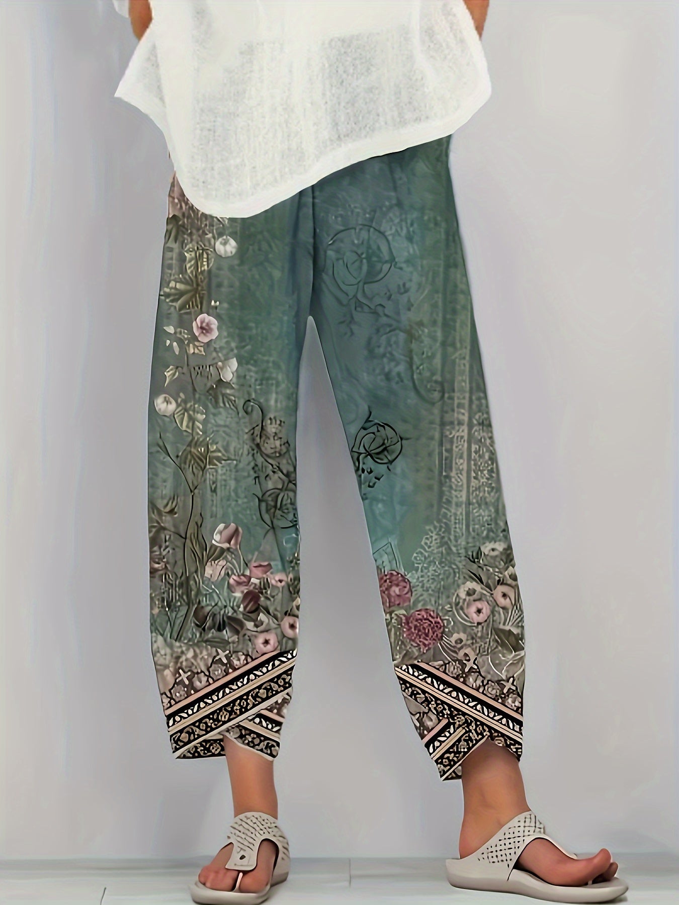 Women's 2pcs Pants Set: Summer Casual Loose Flower Print Cropped Pants with Shorts in Soft Polyester Fabric