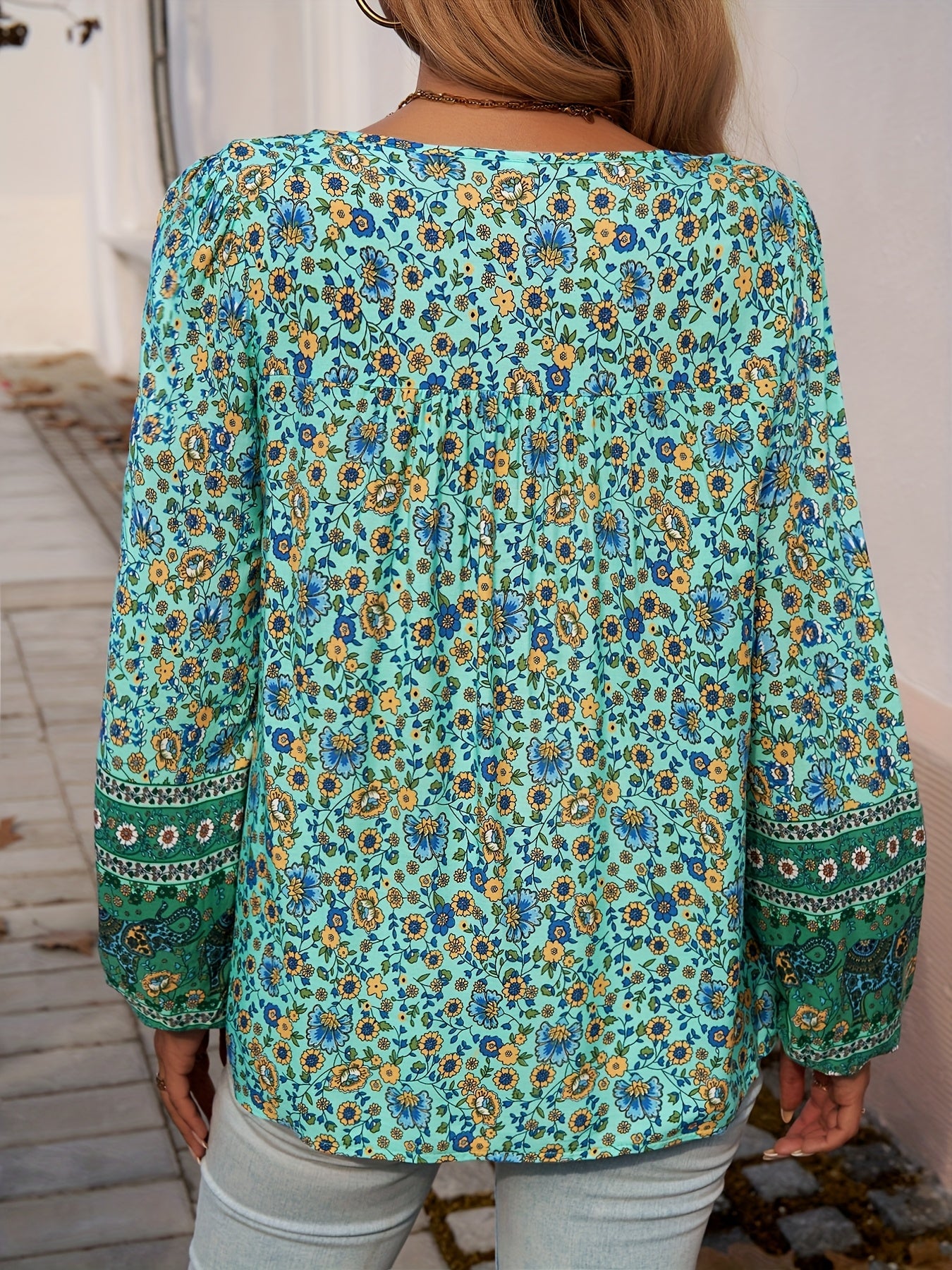 ZAFUL Women's Bohemian Floral Print Tie-Front V-Neck Blouse, Long Sleeve Loose Rayon Top with Paisley Pattern, Casual All-Season Wear for Festivals and Everyday Outfits, Casual Festival Attire | Bohemian Style Shirt | Rayon F