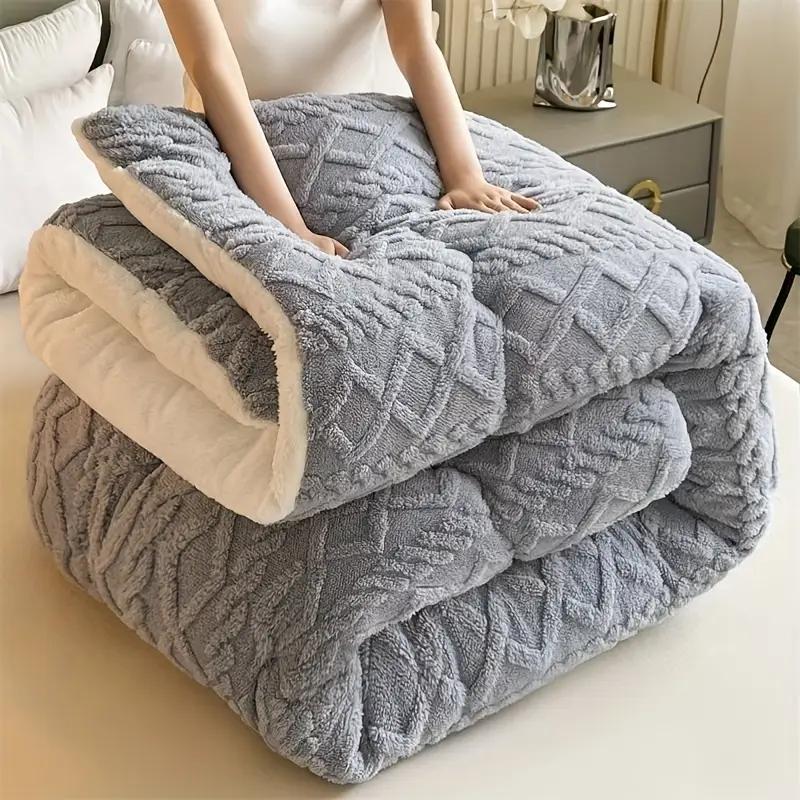 1pc Double-Sided Plush Fleece & Sheepskin Comforter - Warm, Soft, Skin-Friendly Winter Bedding with Geometric Pattern, Dry Clean Only, Deep Blue, Ideal for Cold Weather Coziness