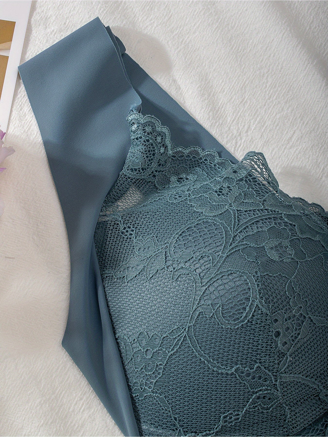 [Elegant Lace Bra] 6 Pack Elegant Lace Bra - Front Clasp, Wireless High Support, Breathable Nylon, Perfect Fit, Large Size, Multiple Colors