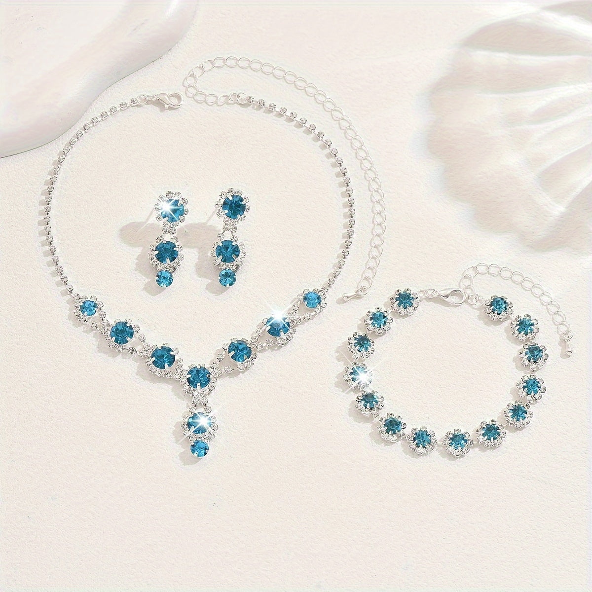 Light Luxury Bridal Set: 1 Bracelet + 1 Necklace + 1 Pair of Earrings, Shiny Rhinestone Wedding Jewelry for Elegant and Stylish Ballroom Parties
